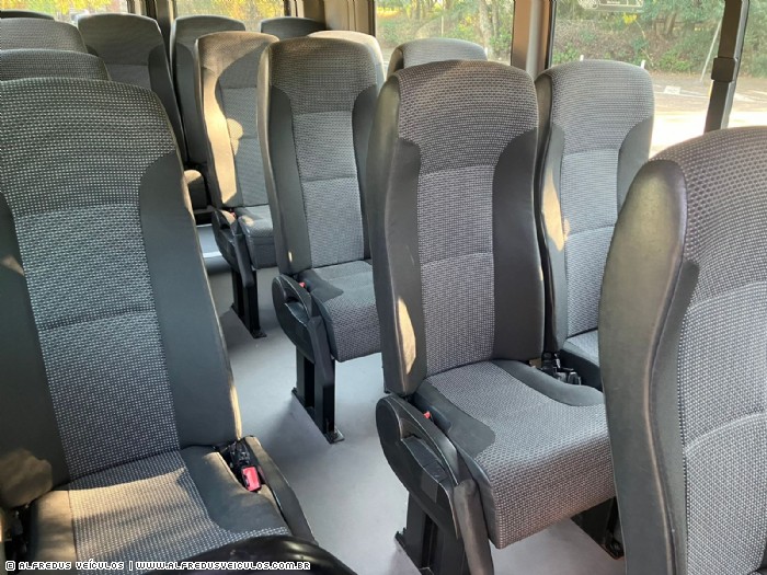 Mercedes-Benz SPRINTER 515 2.2 20 LUGARES 2014/2015